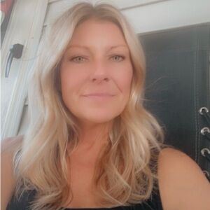 Meet your Posher, Jenn